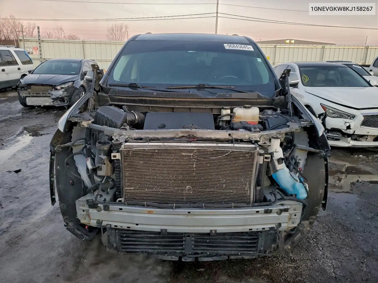 1GNEVGKW8KJ158267 2019 Chevrolet Traverse Lt