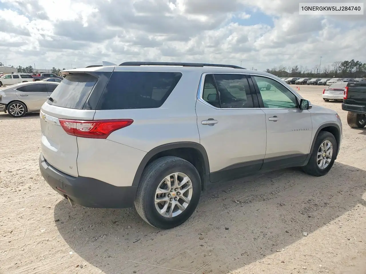 1GNERGKW5LJ284740 2020 Chevrolet Traverse Lt
