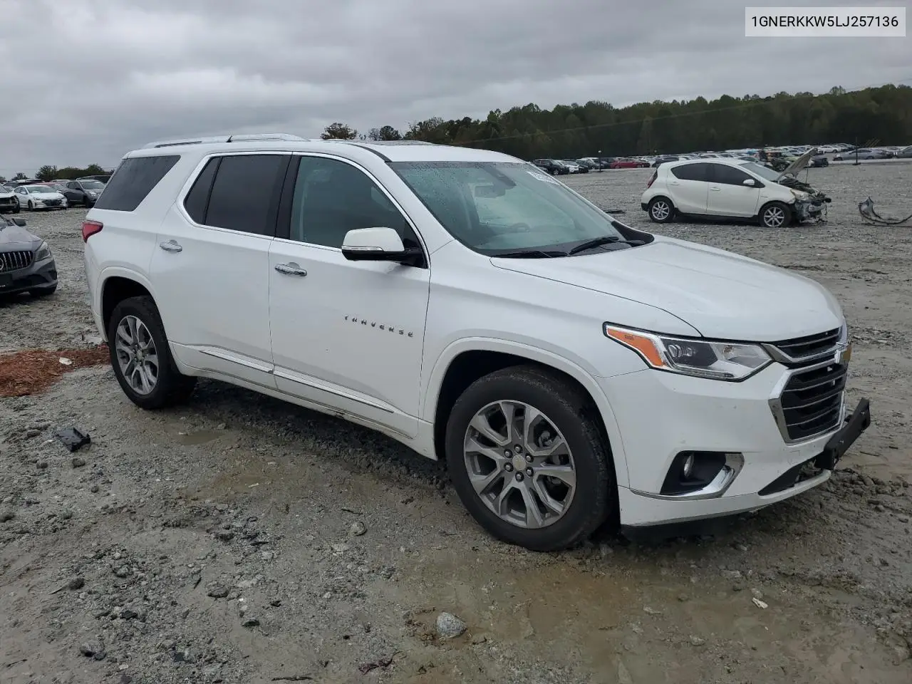 1GNERKKW5LJ257136 2020 Chevrolet Traverse Premier