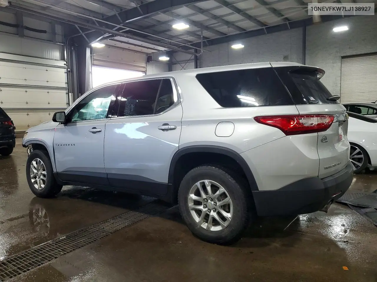 1GNEVFKW7LJ138927 2020 Chevrolet Traverse Ls