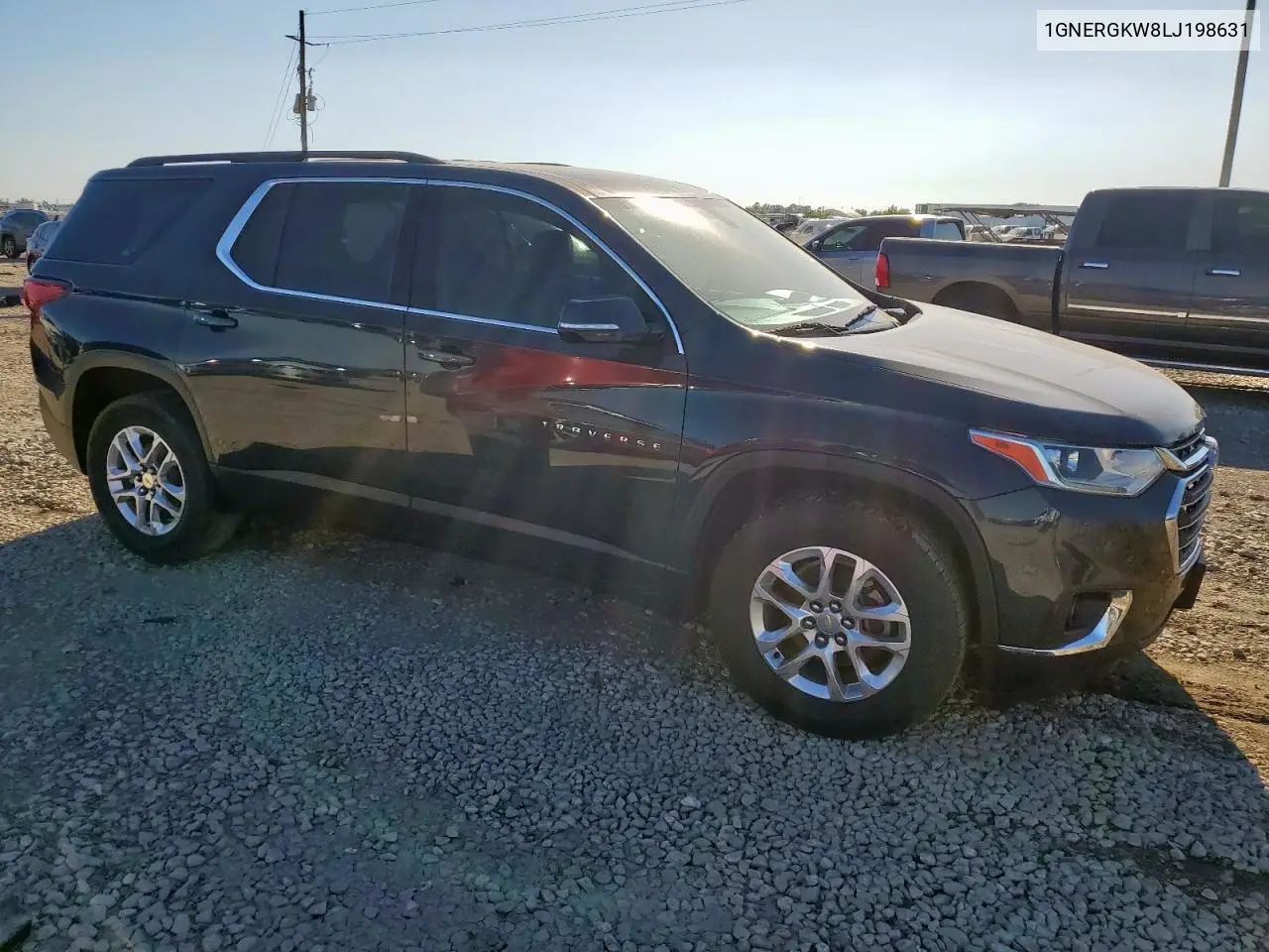 1GNERGKW8LJ198631 2020 Chevrolet Traverse Lt