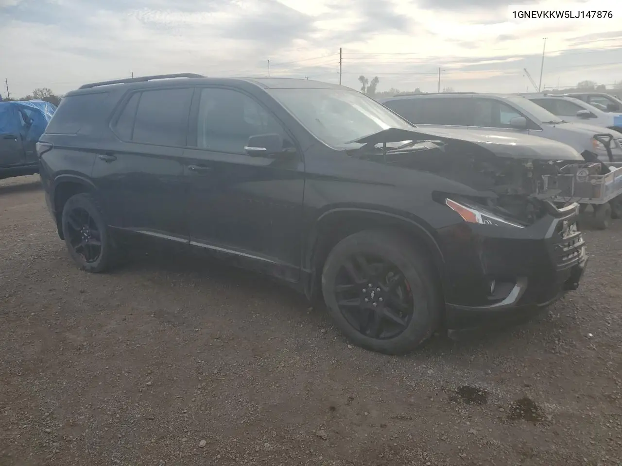 1GNEVKKW5LJ147876 2020 Chevrolet Traverse Premier