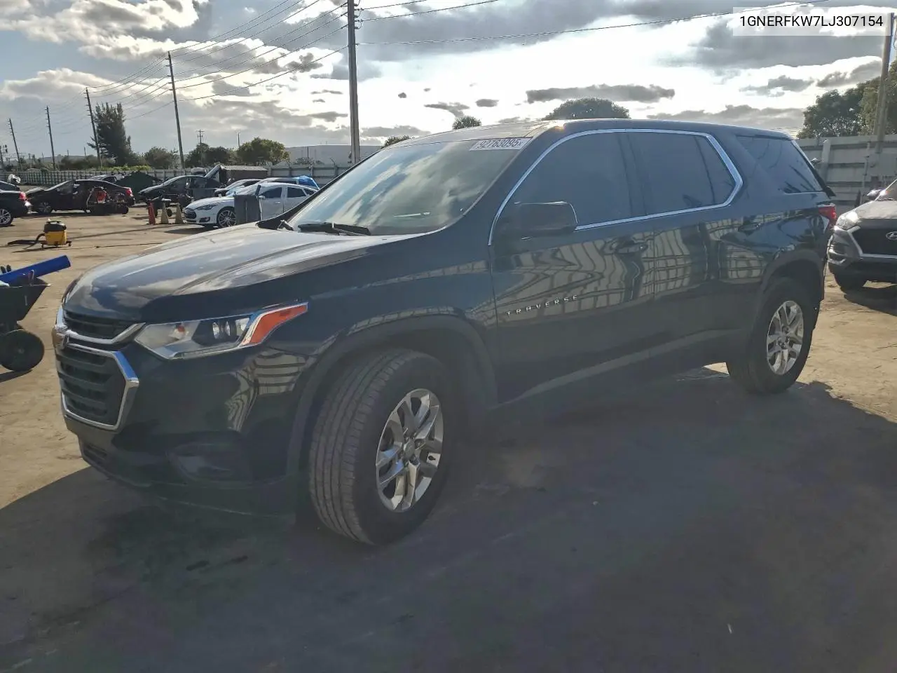 1GNERFKW7LJ307154 2020 Chevrolet Traverse Ls