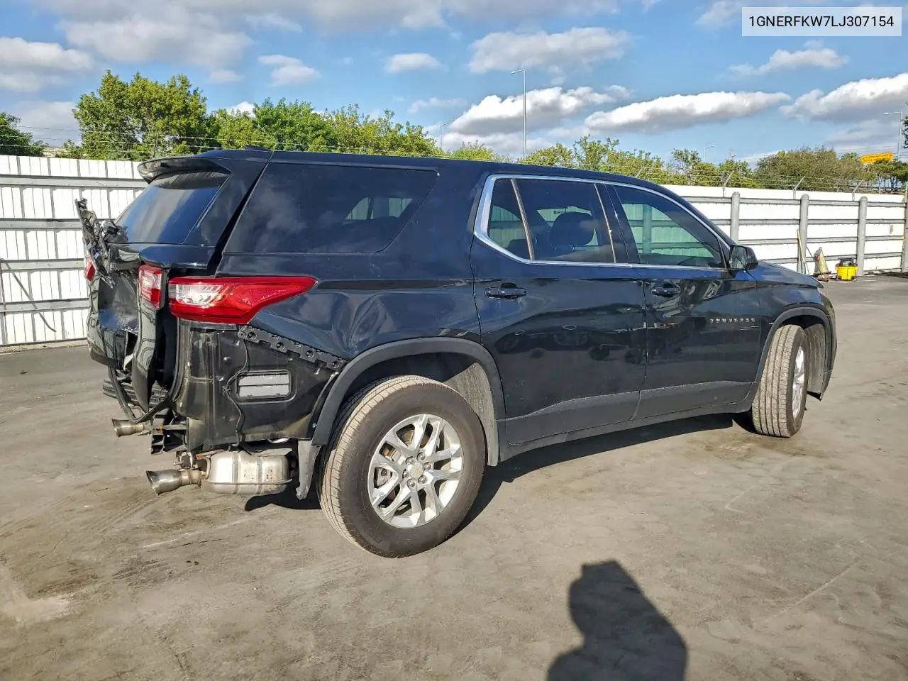 1GNERFKW7LJ307154 2020 Chevrolet Traverse Ls