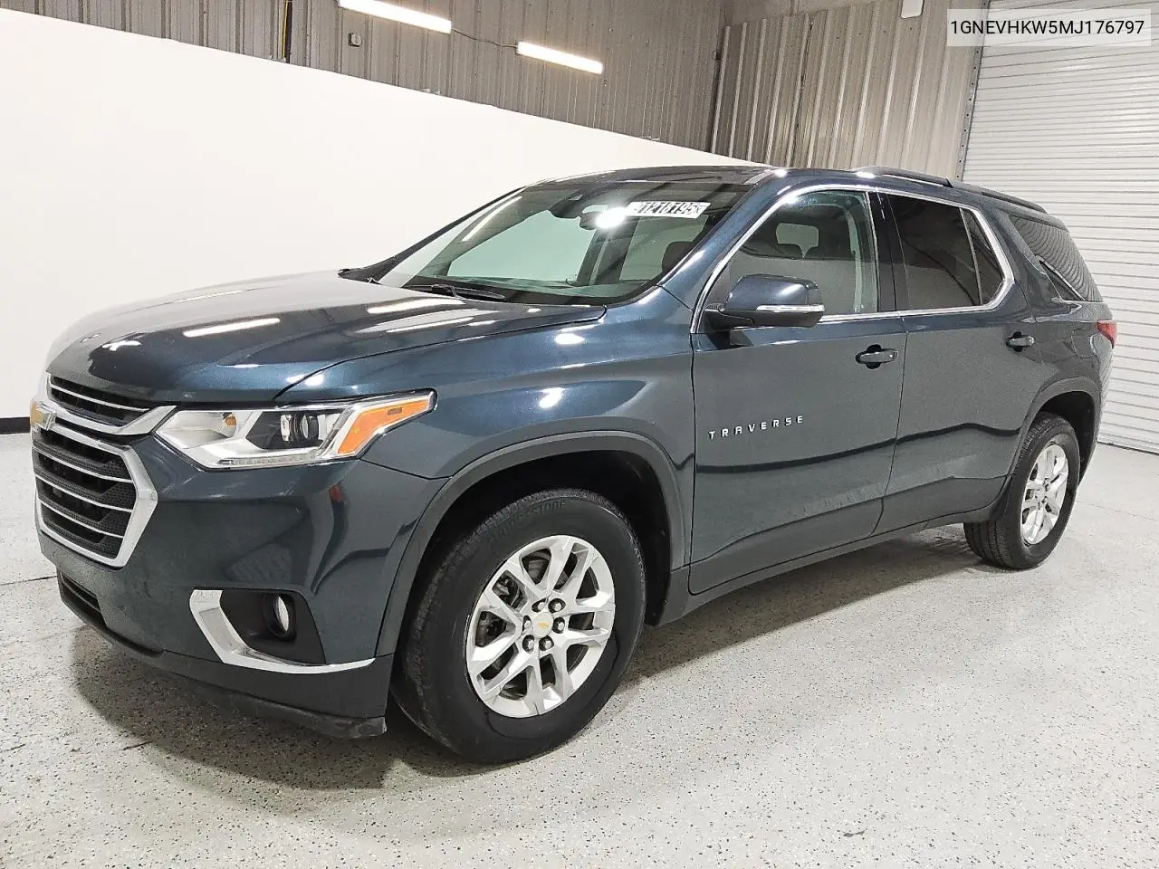 1GNEVHKW5MJ176797 2021 Chevrolet Traverse Lt