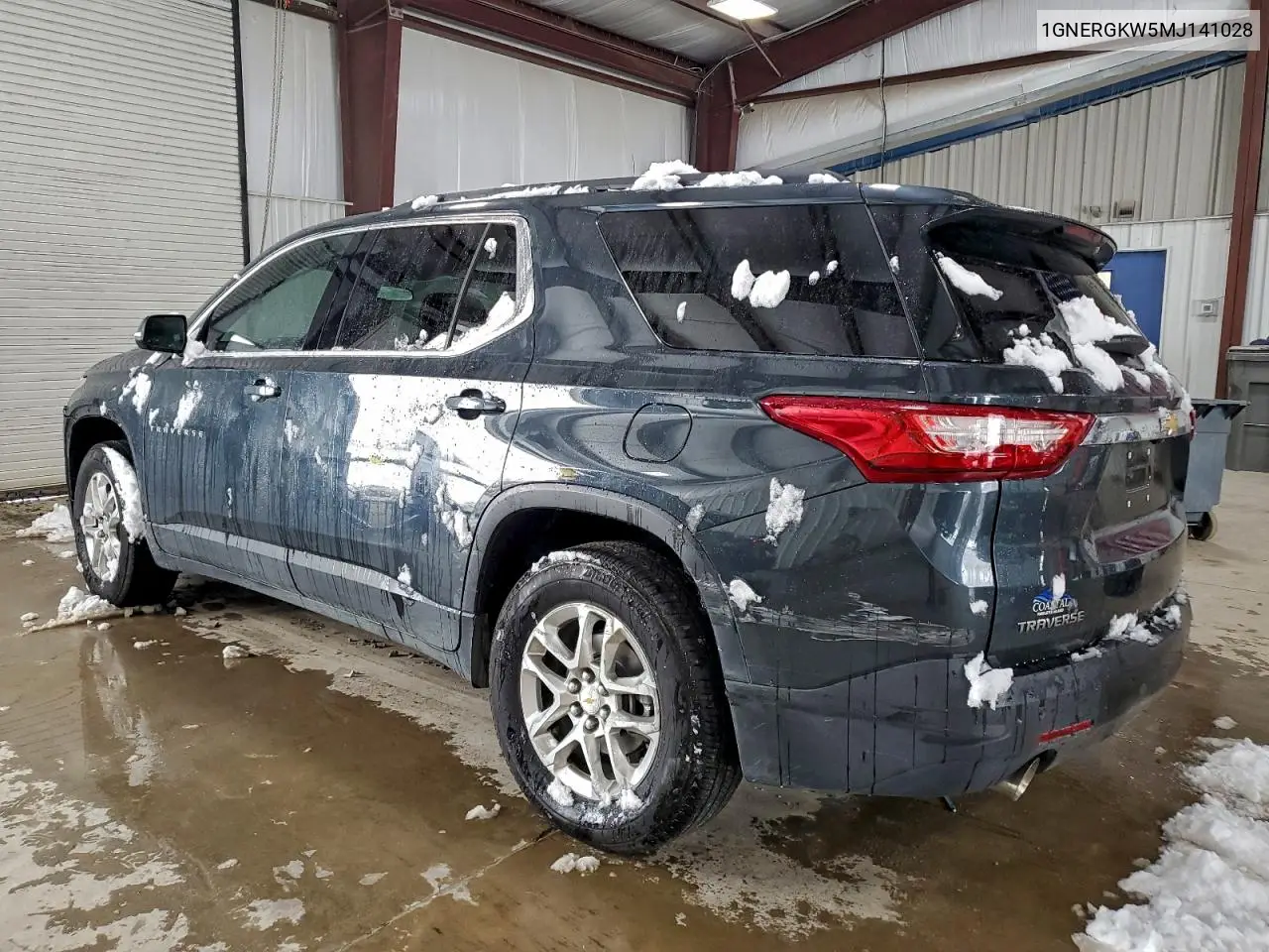 1GNERGKW5MJ141028 2021 Chevrolet Traverse Lt