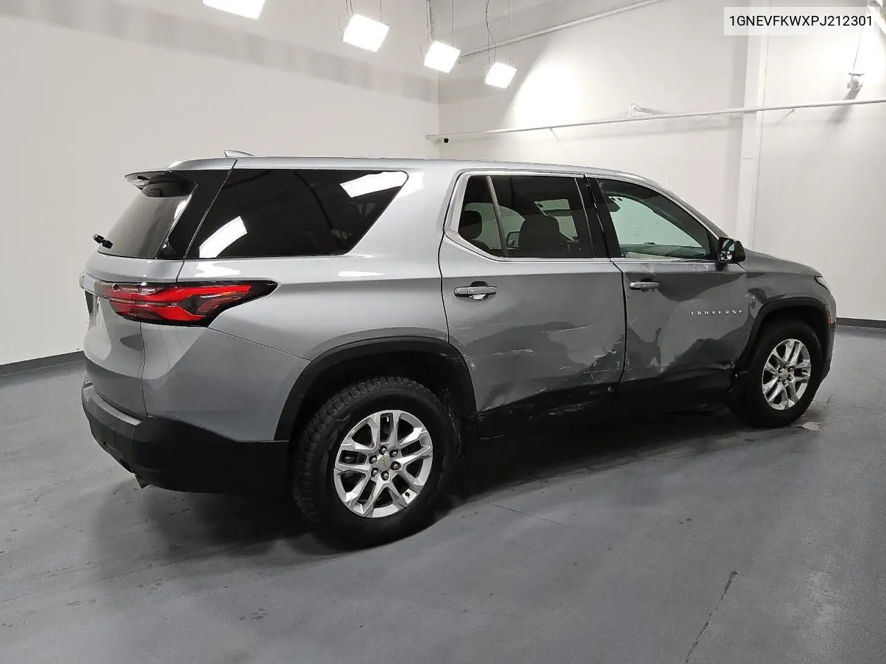 1GNEVFKWXPJ212301 2023 Chevrolet Traverse Ls