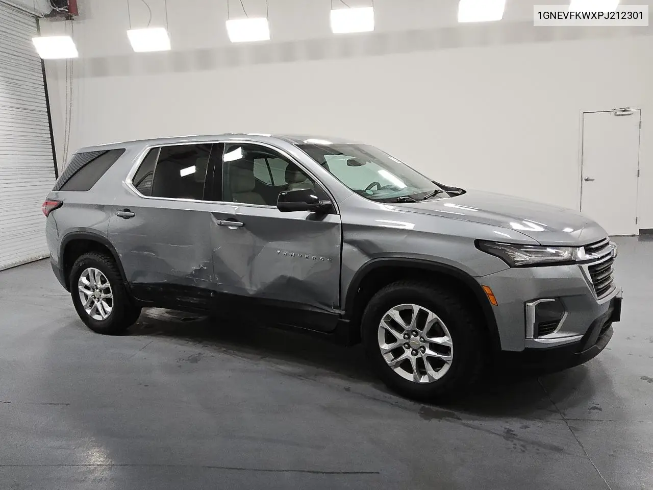 1GNEVFKWXPJ212301 2023 Chevrolet Traverse Ls
