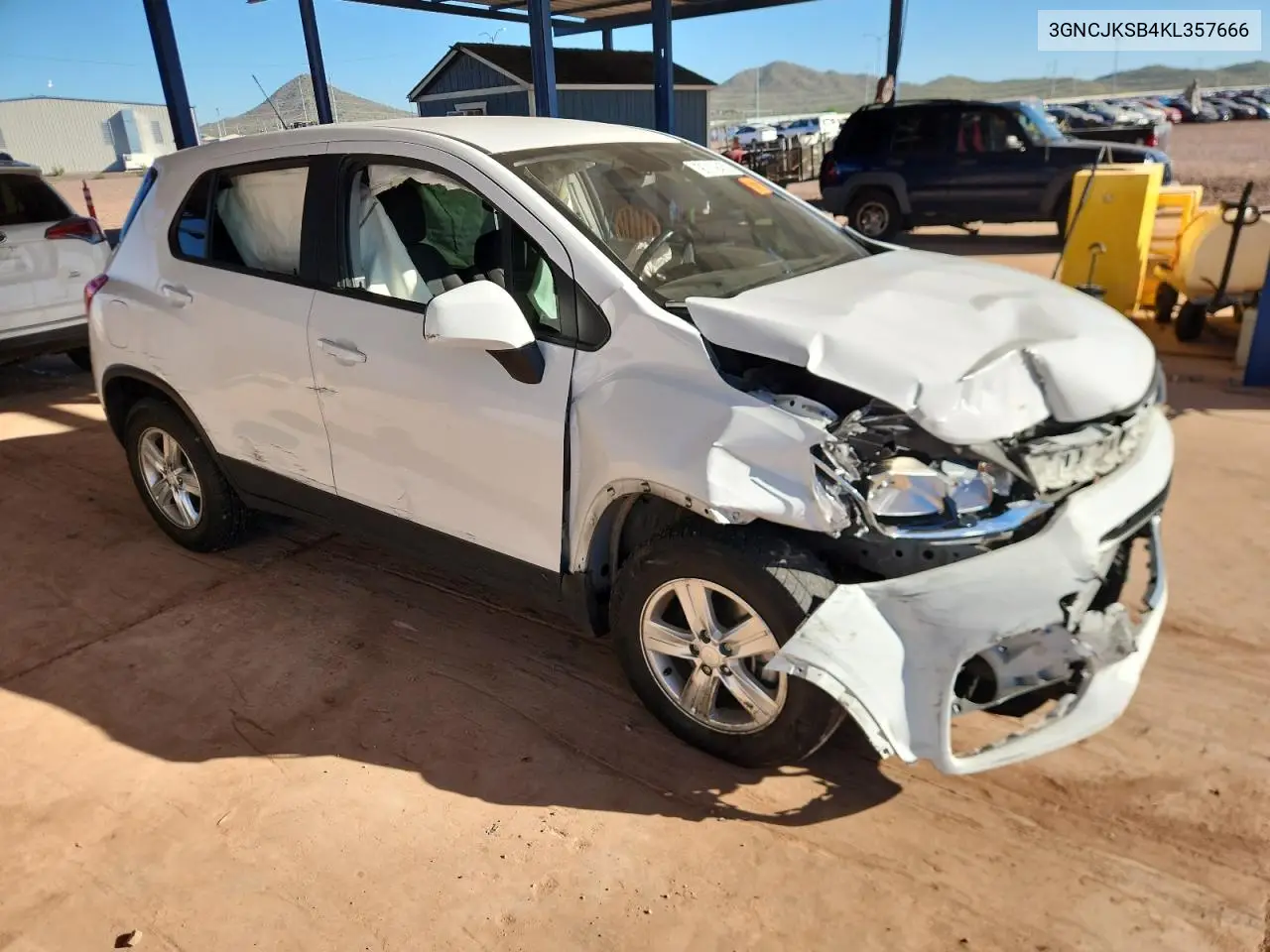 3GNCJKSB4KL357666 2019 Chevrolet Trax Ls