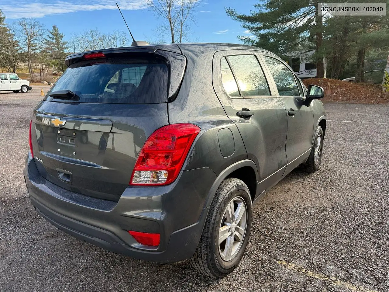3GNCJNSB0KL402040 2019 Chevrolet Trax Ls
