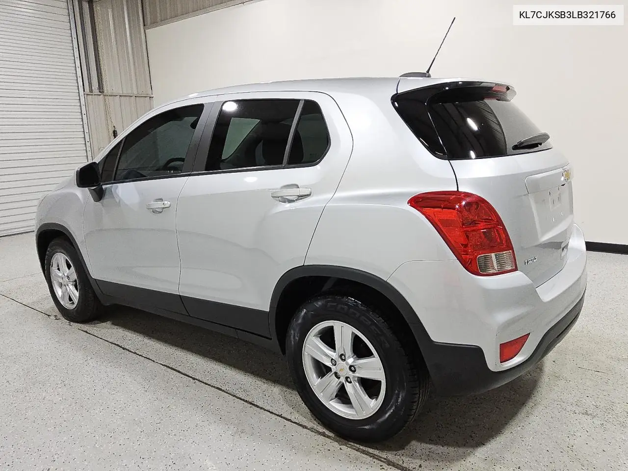 KL7CJKSB3LB321766 2020 Chevrolet Trax Ls