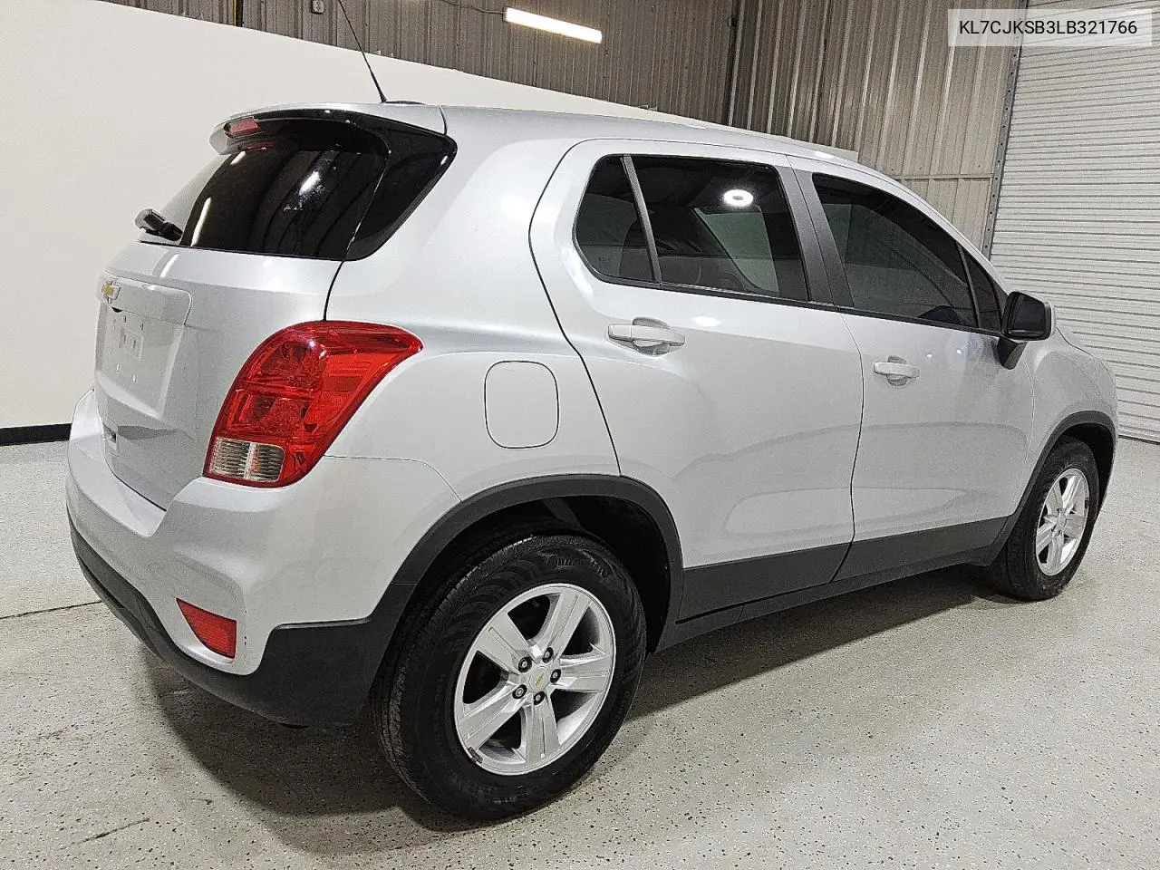KL7CJKSB3LB321766 2020 Chevrolet Trax Ls