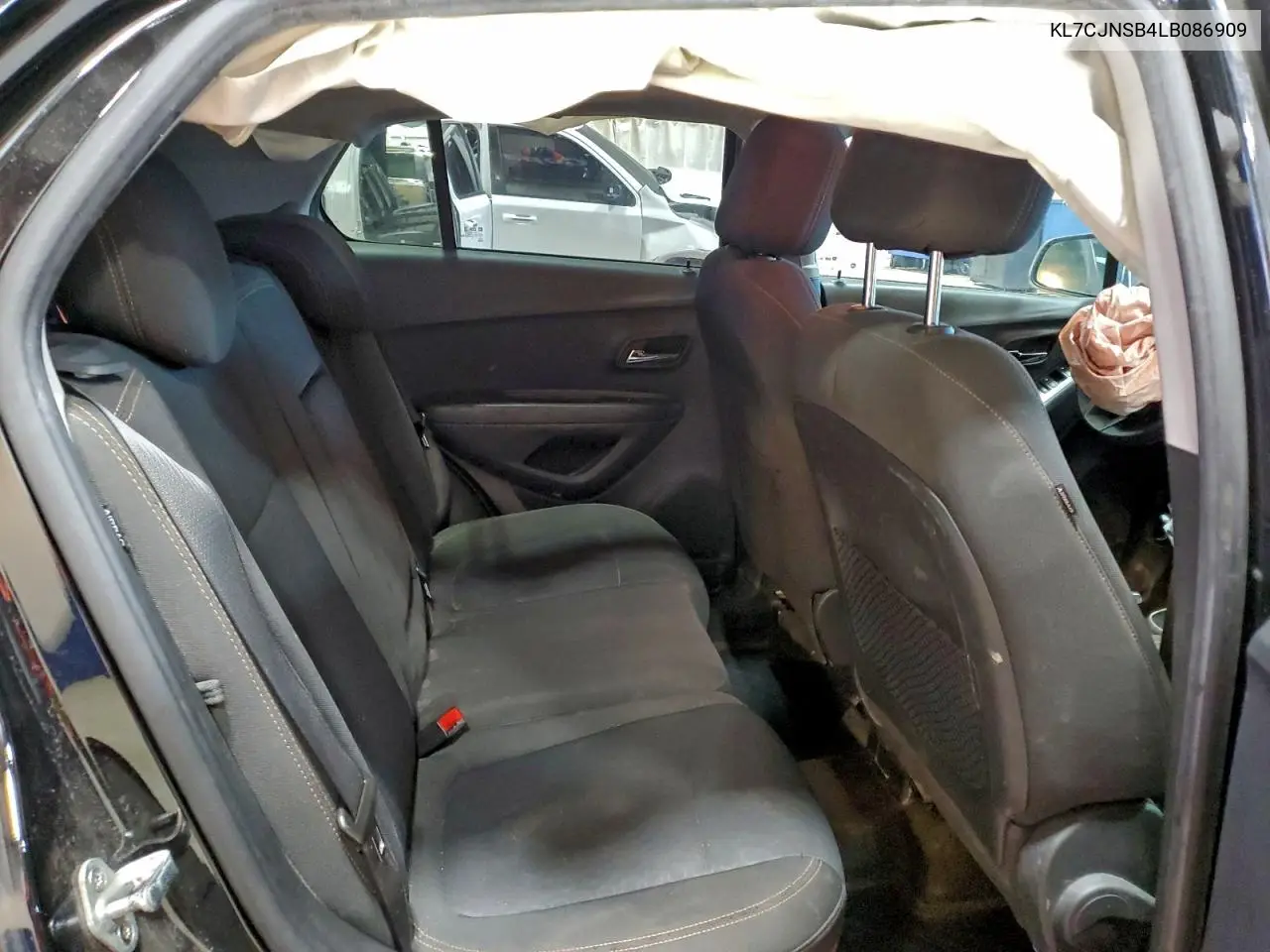 KL7CJNSB4LB086909 2020 Chevrolet Trax Ls