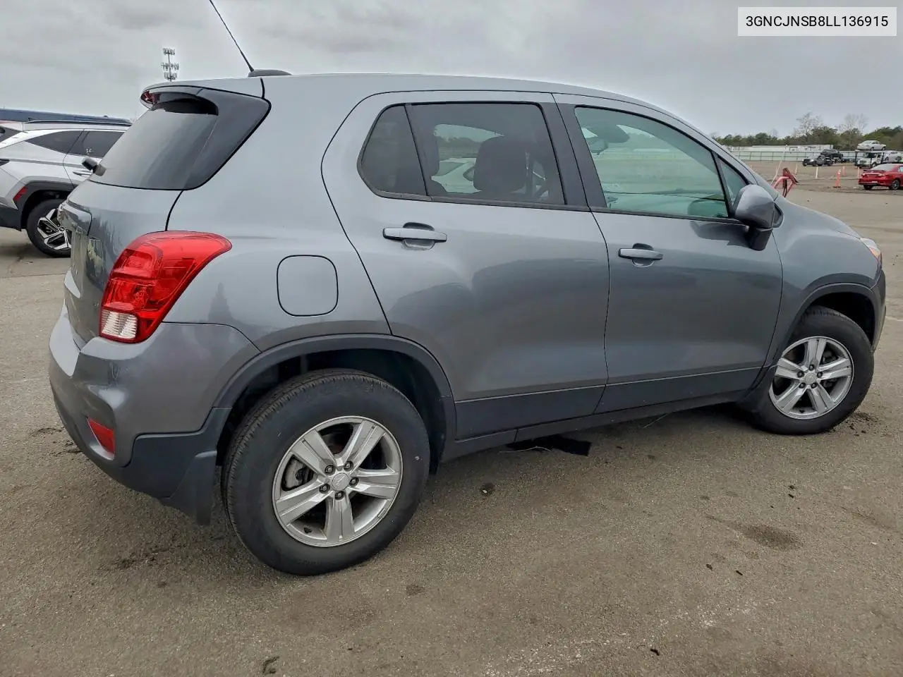 3GNCJNSB8LL136915 2020 Chevrolet Trax Ls