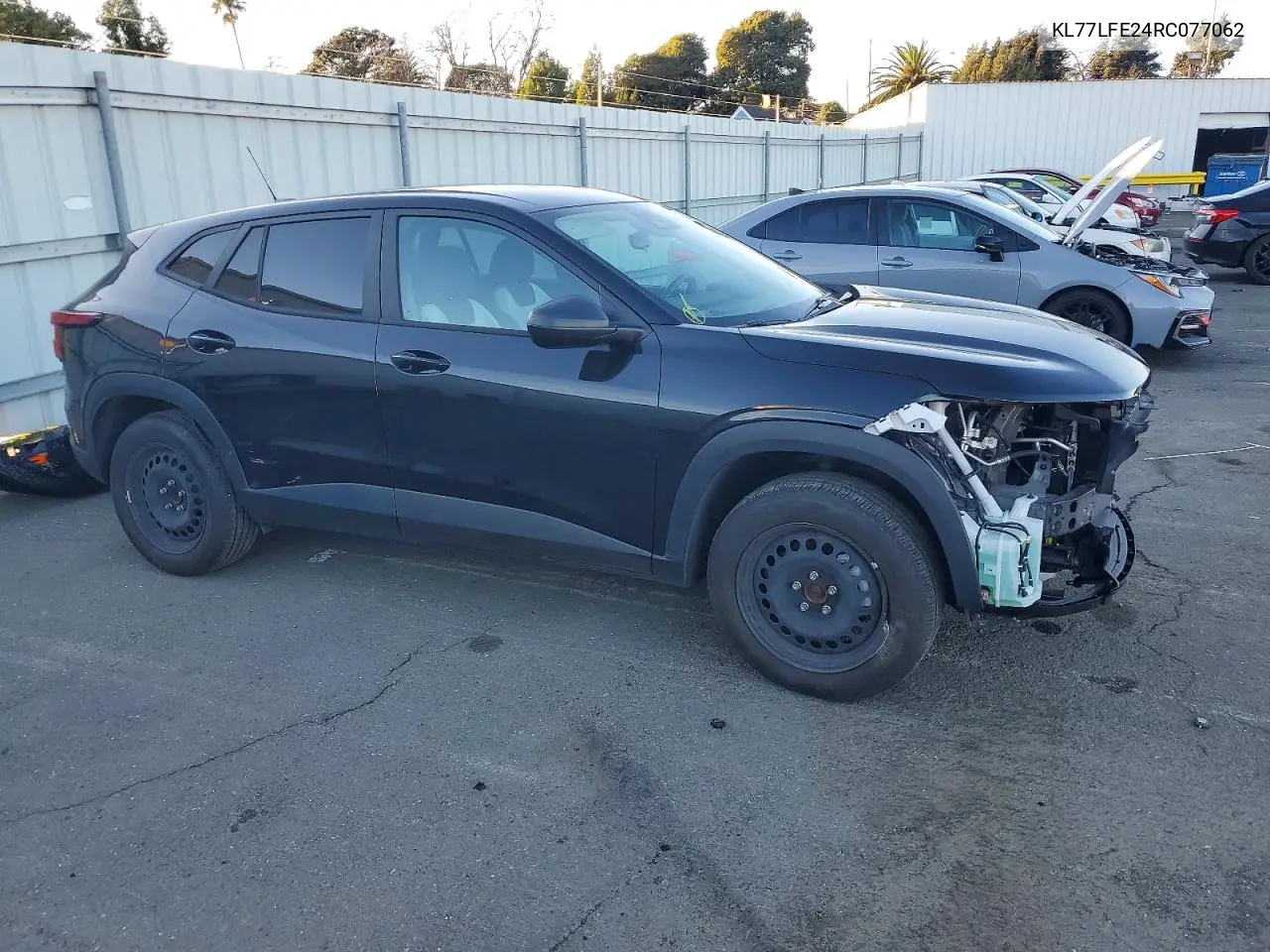 KL77LFE24RC077062 2024 Chevrolet Trax Ls