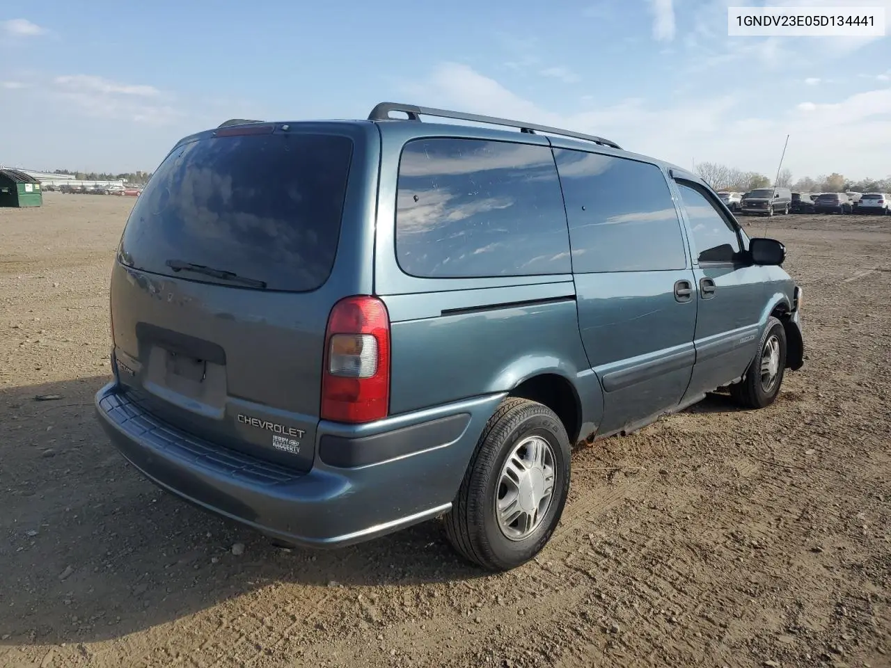 1GNDV23E05D134441 2005 Chevrolet Venture Ls