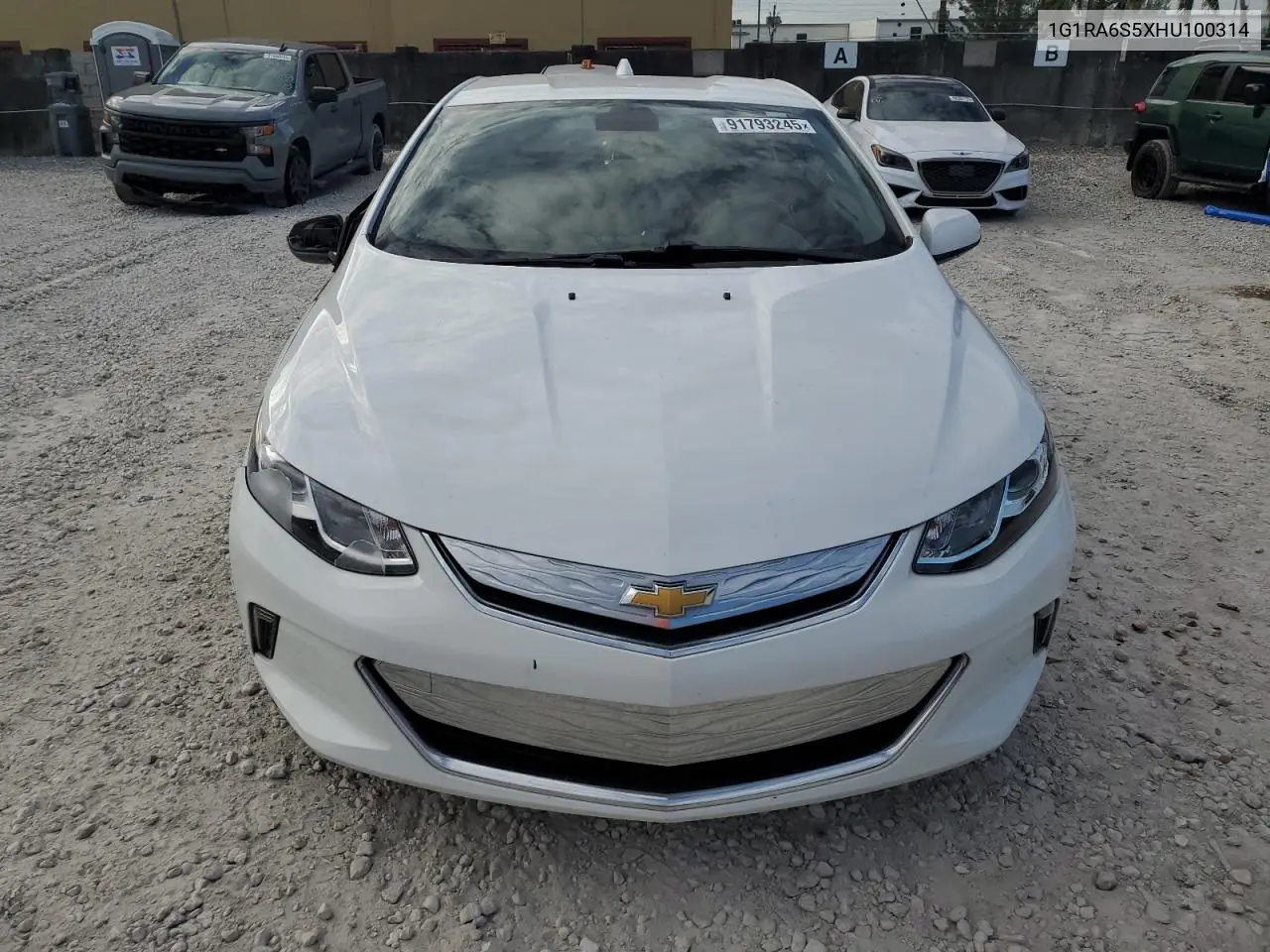 1G1RA6S5XHU100314 2017 Chevrolet Volt Lt