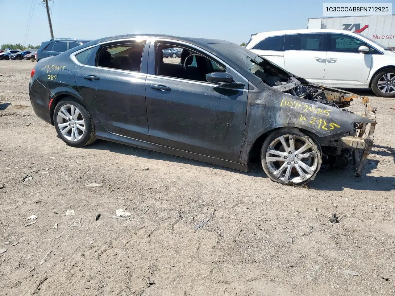 1C3CCCAB8FN712925 2015 Chrysler 200 Limited
