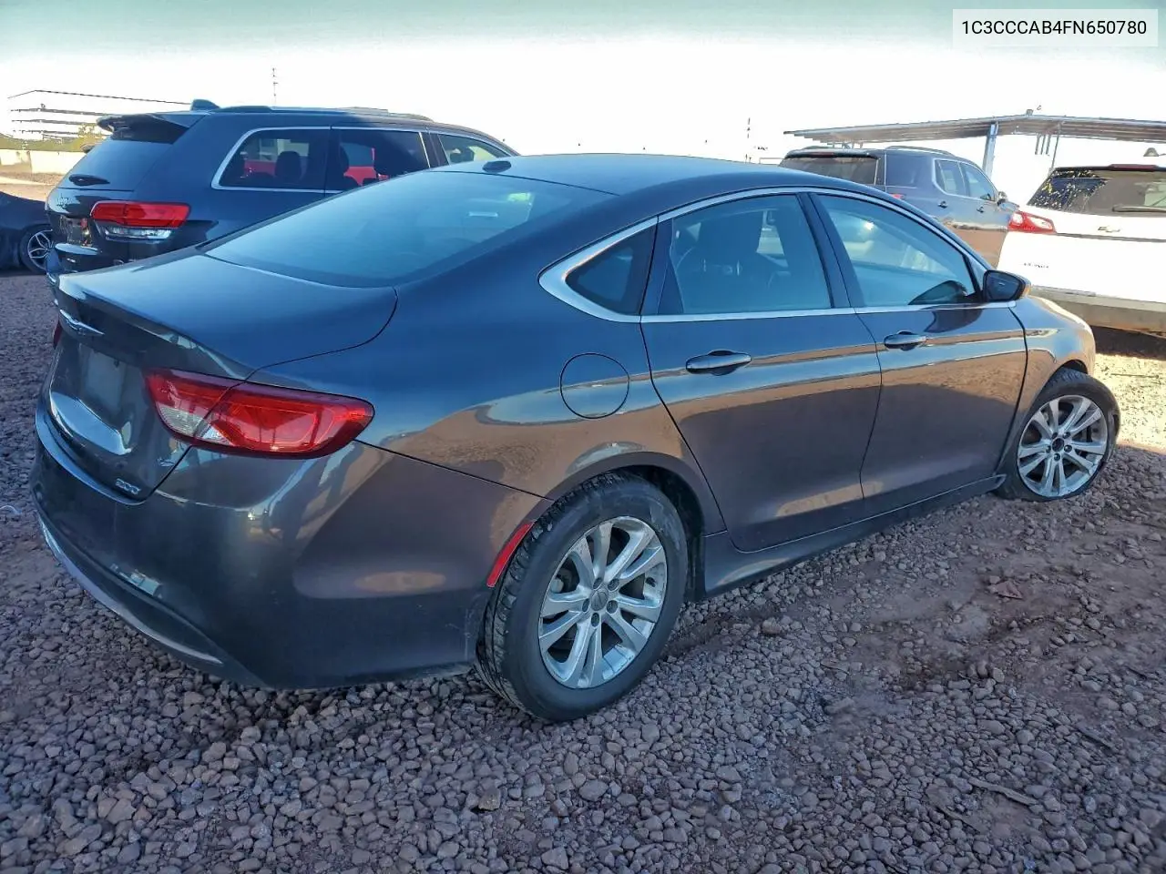 1C3CCCAB4FN650780 2015 Chrysler 200 Limited