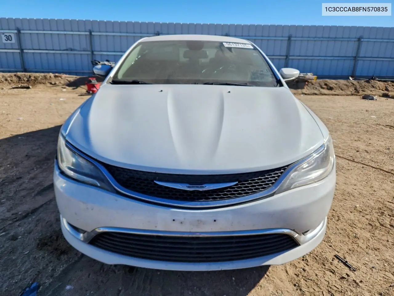 1C3CCCAB8FN570835 2015 Chrysler 200 Limited