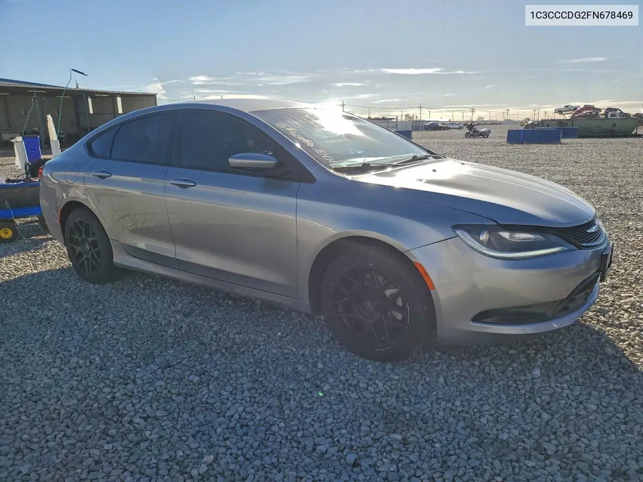 1C3CCCDG2FN678469 2015 Chrysler 200 S