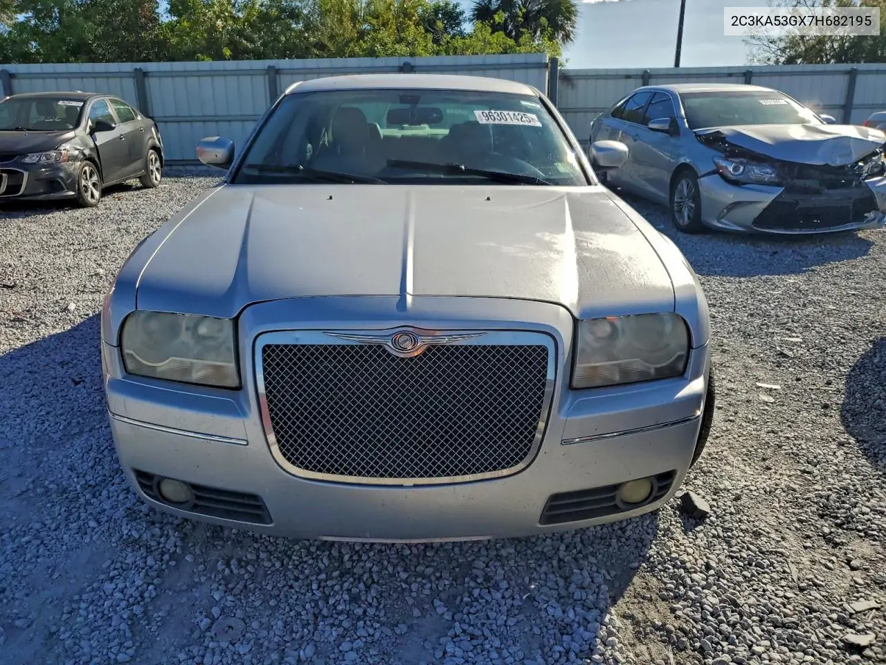 2C3KA53GX7H682195 2007 Chrysler 300 Touring