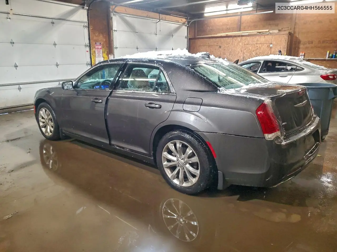 2C3CCARG4HH566555 2017 Chrysler 300 Limited