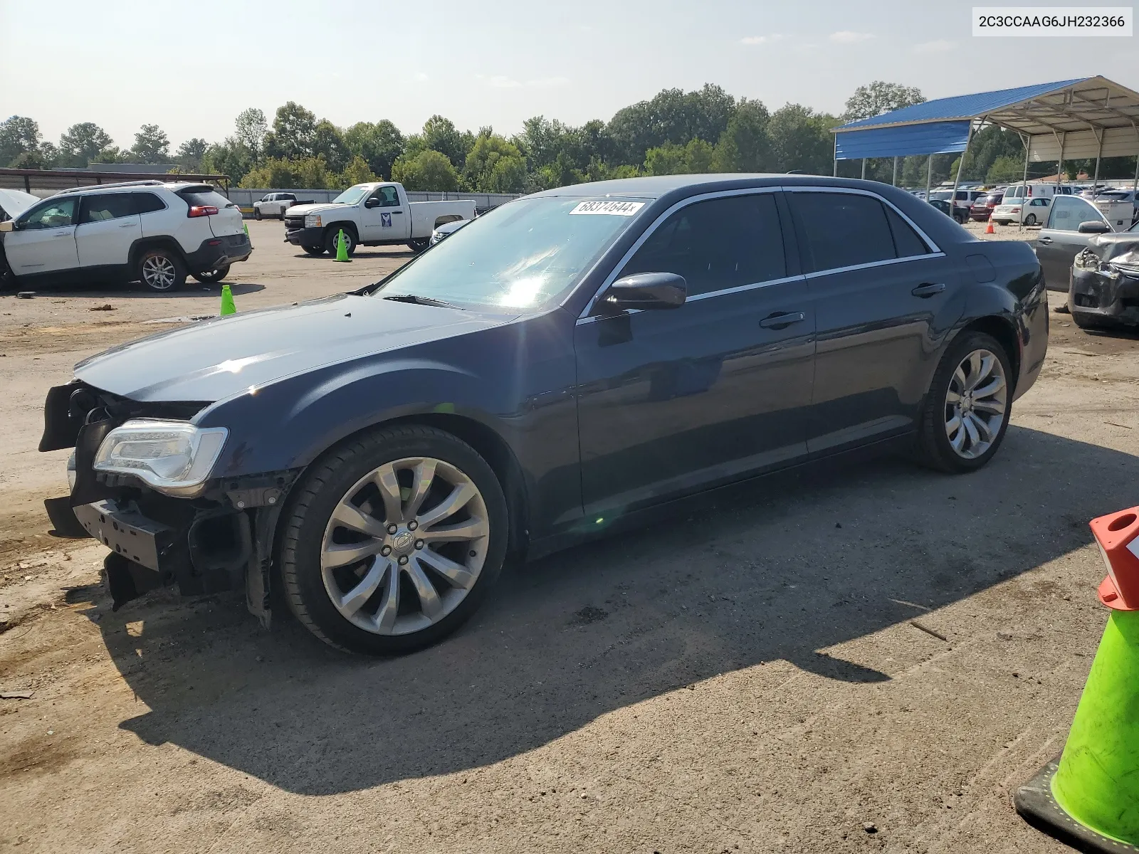 2C3CCAAG6JH232366 2018 Chrysler 300 Touring