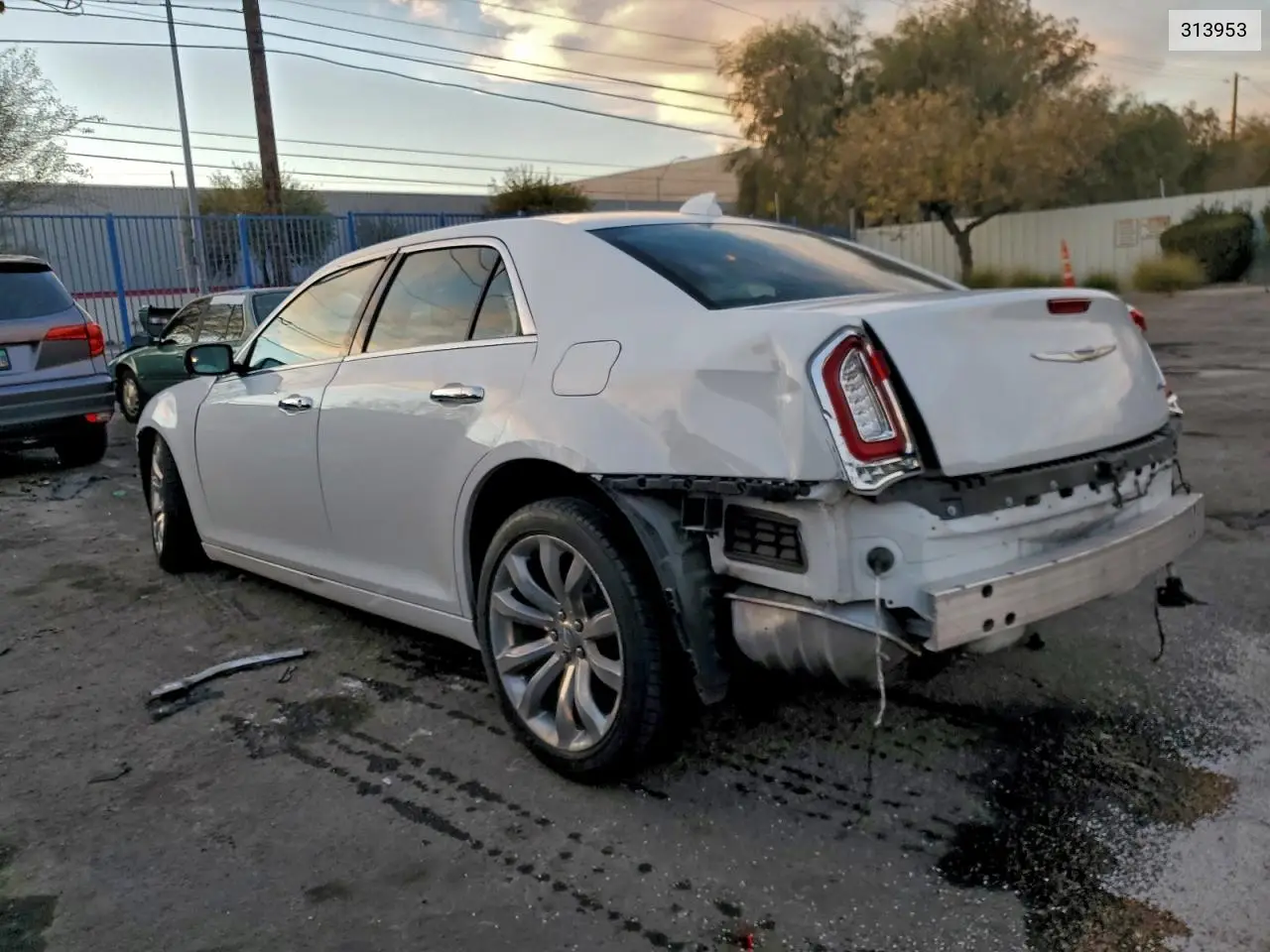 313953 2018 Chrysler 300 Limite