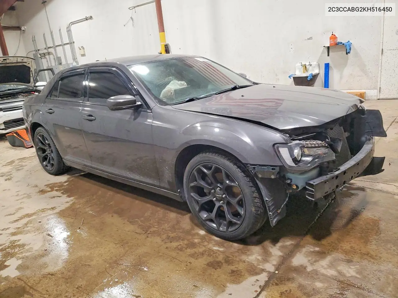2C3CCABG2KH516450 2019 Chrysler 300 S