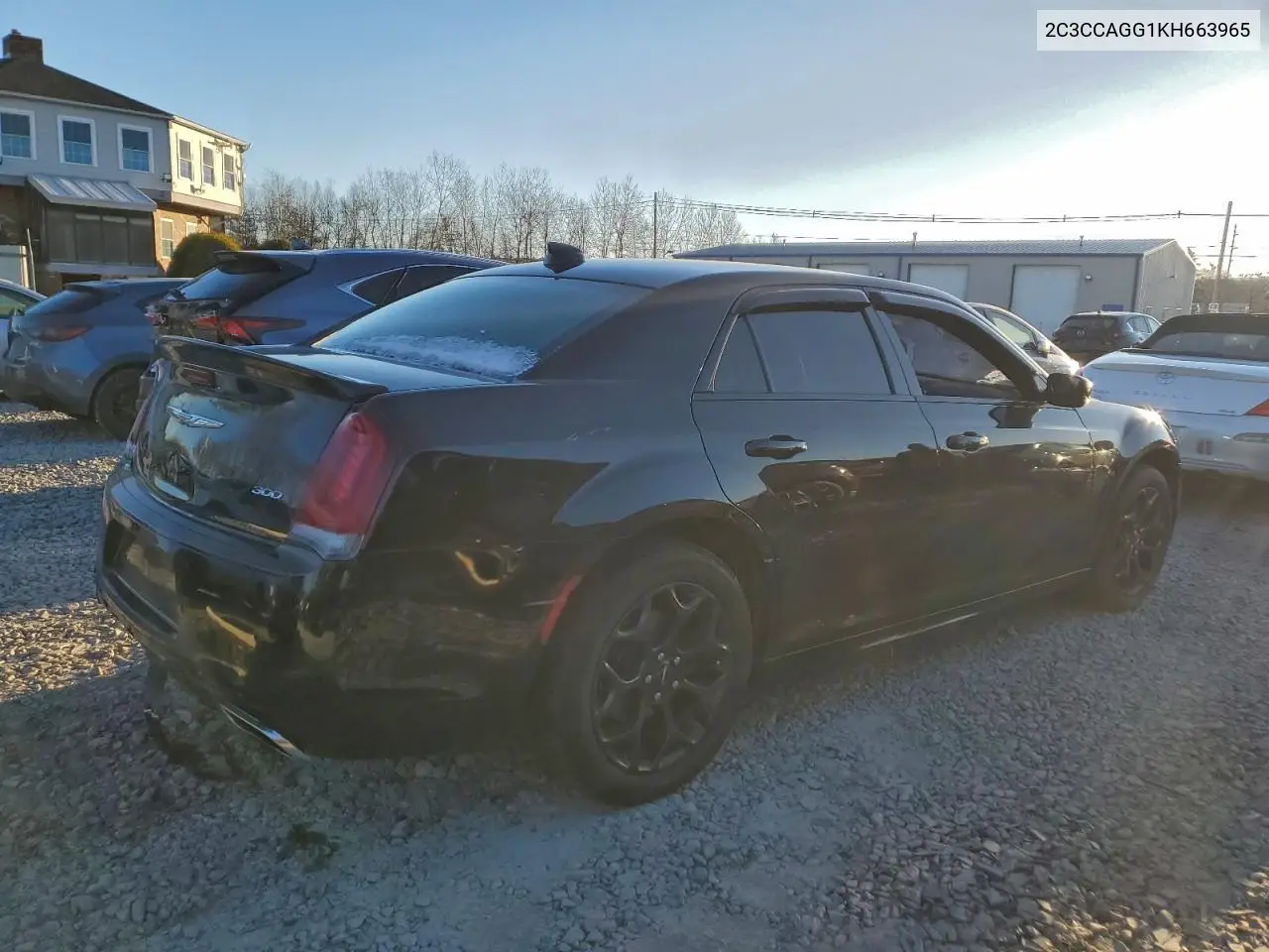 2C3CCAGG1KH663965 2019 Chrysler 300 S