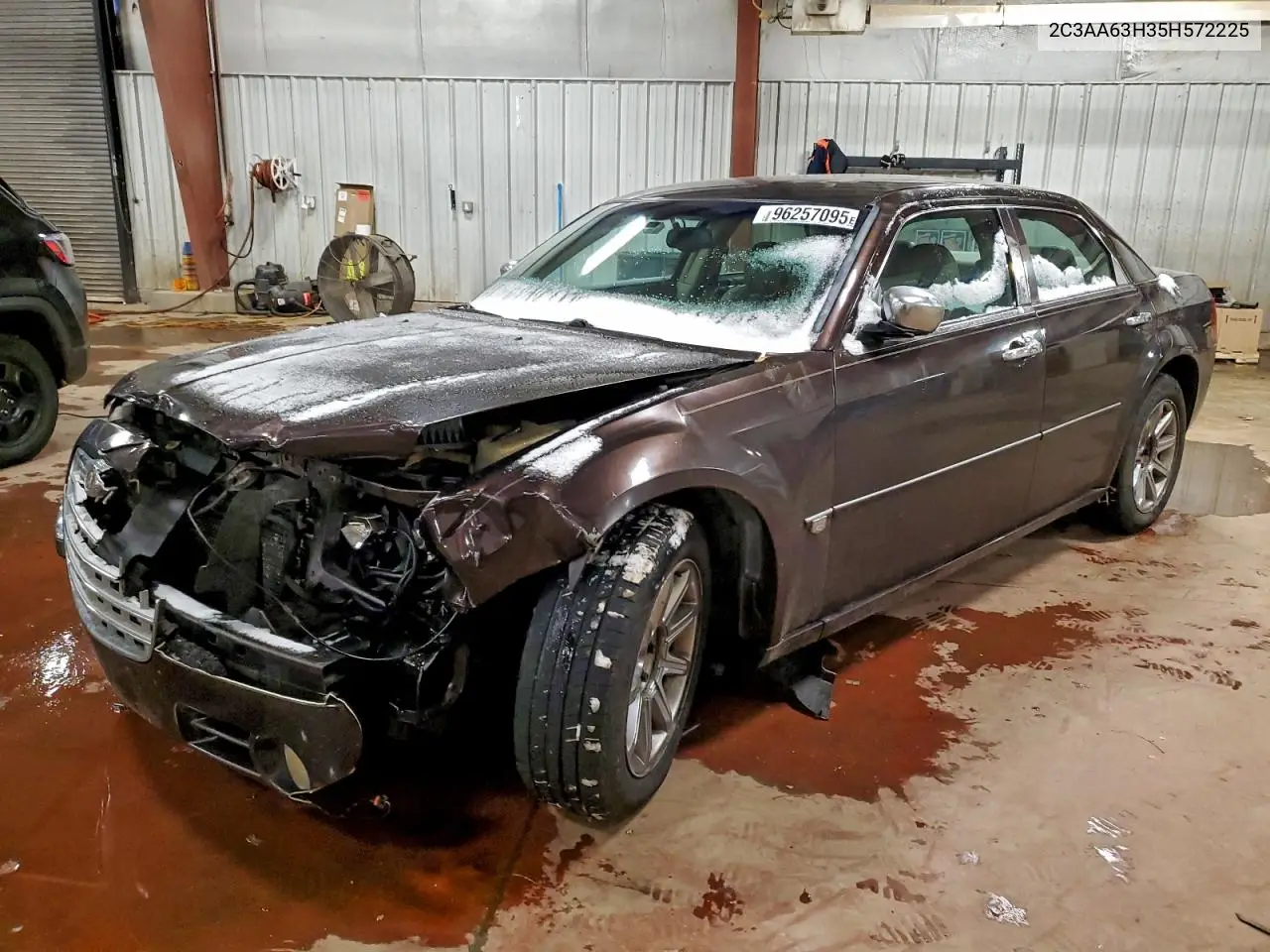 2C3AA63H35H572225 2005 Chrysler 300C