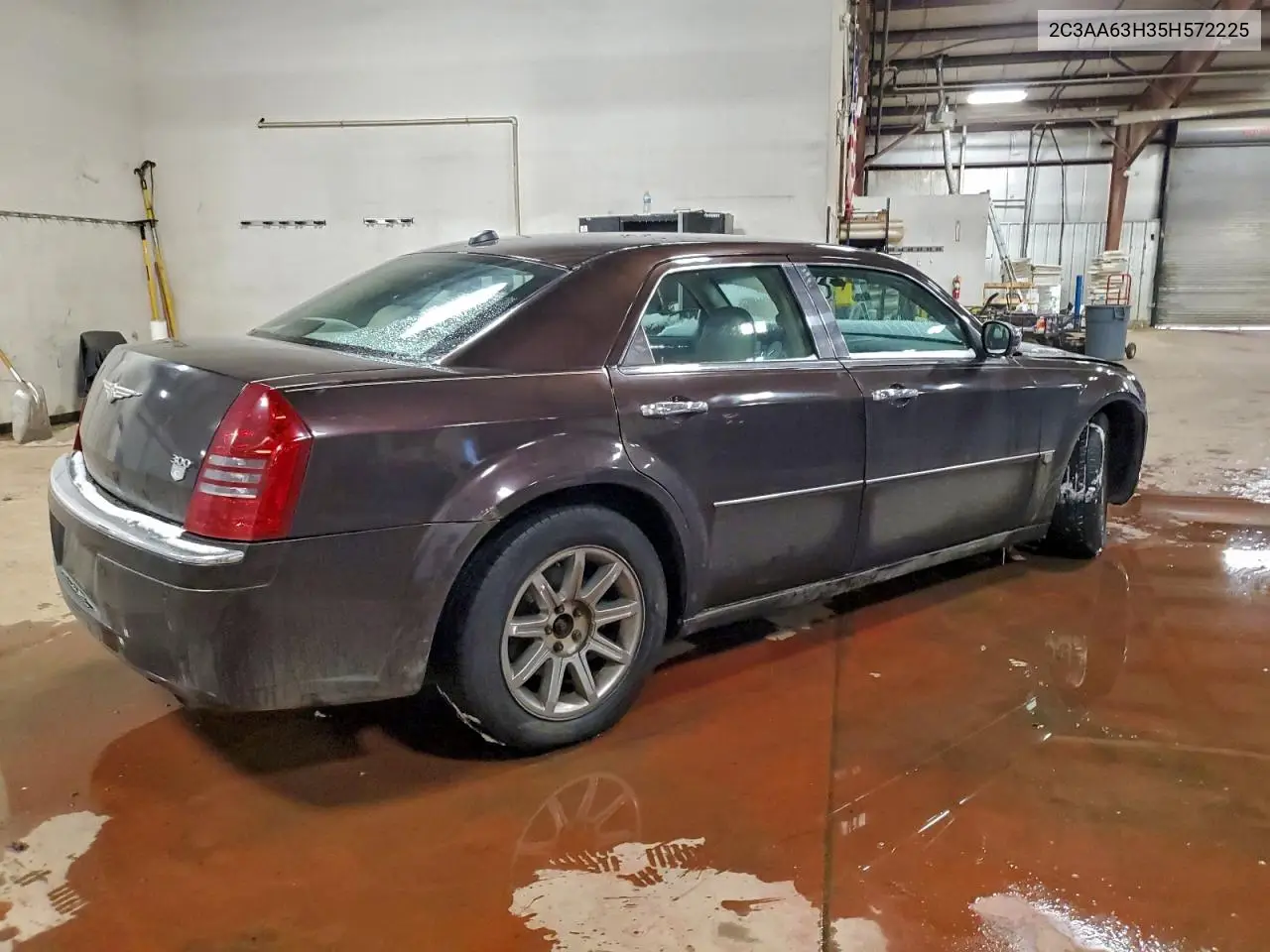 2C3AA63H35H572225 2005 Chrysler 300C