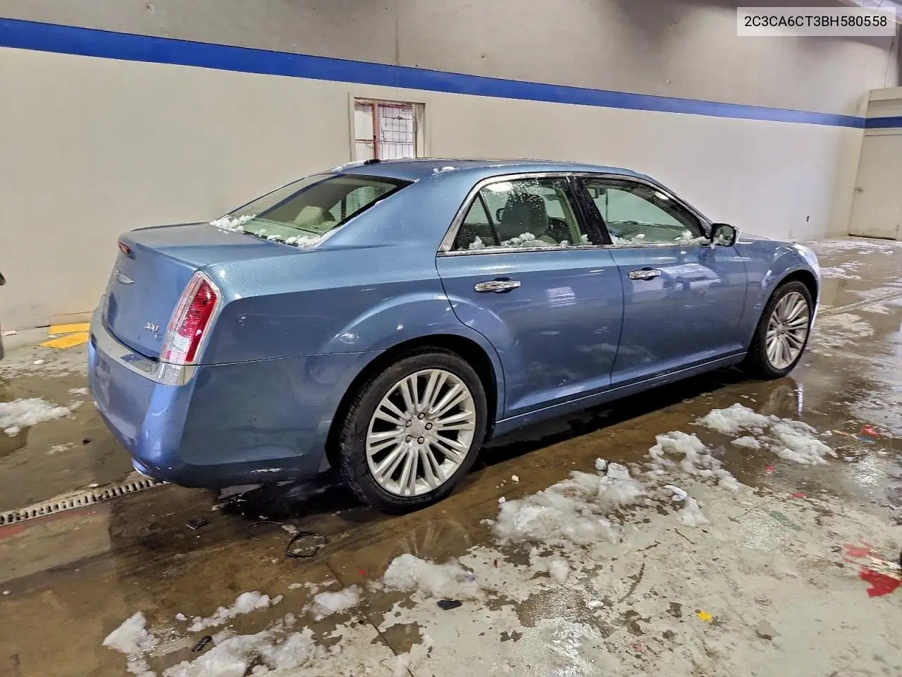 2C3CA6CT3BH580558 2011 Chrysler 300C