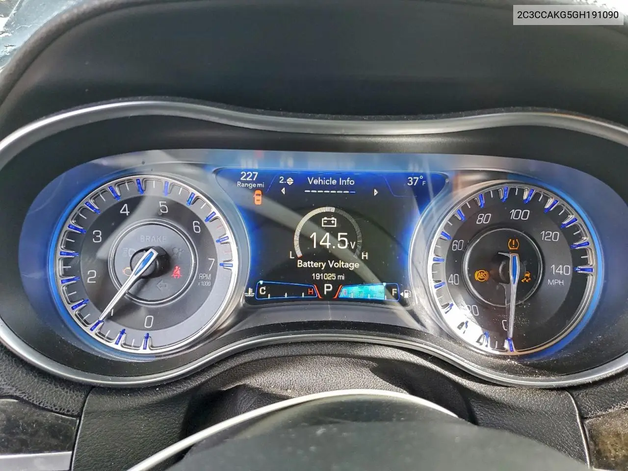 2C3CCAKG5GH191090 2016 Chrysler 300C