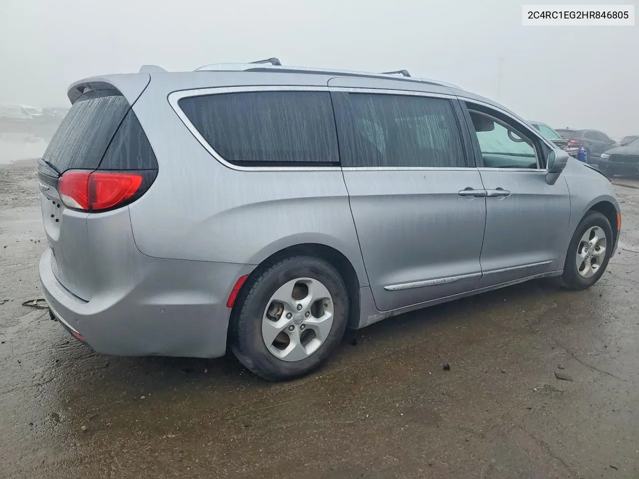 2C4RC1EG2HR846805 2017 Chrysler Pacifica Touring L Plus