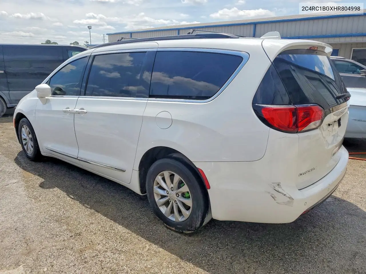 2C4RC1BGXHR804998 2017 Chrysler Pacifica Touring L