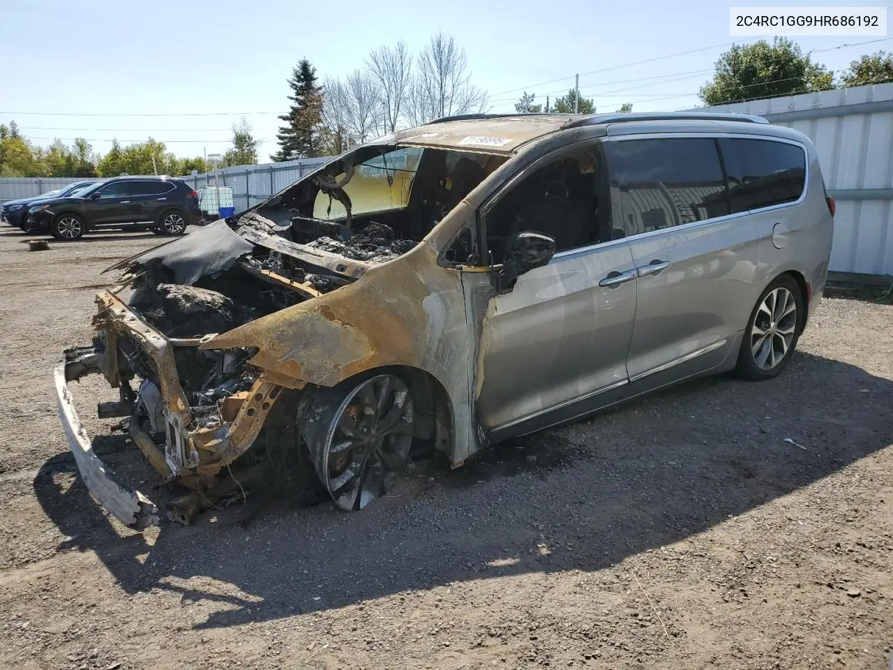 2C4RC1GG9HR686192 2017 Chrysler Pacifica Limited