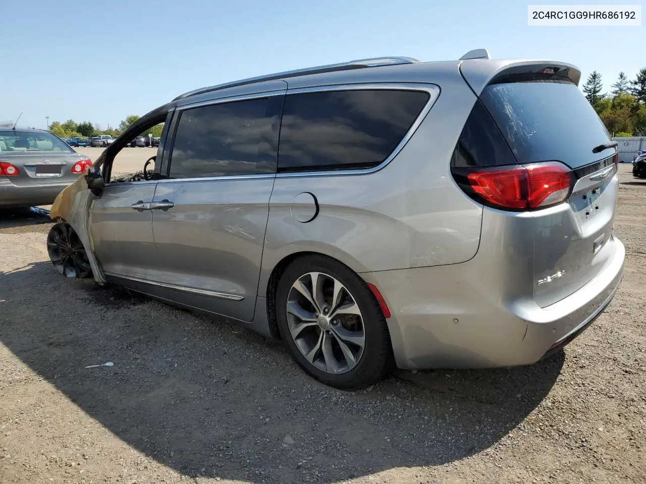 2C4RC1GG9HR686192 2017 Chrysler Pacifica Limited