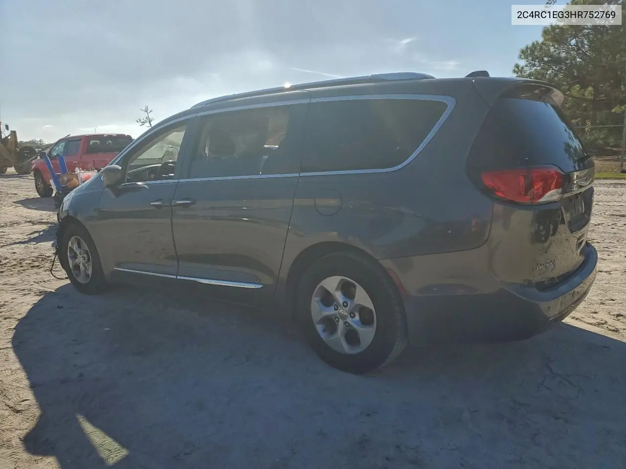 2C4RC1EG3HR752769 2017 Chrysler Pacifica Touring L Plus