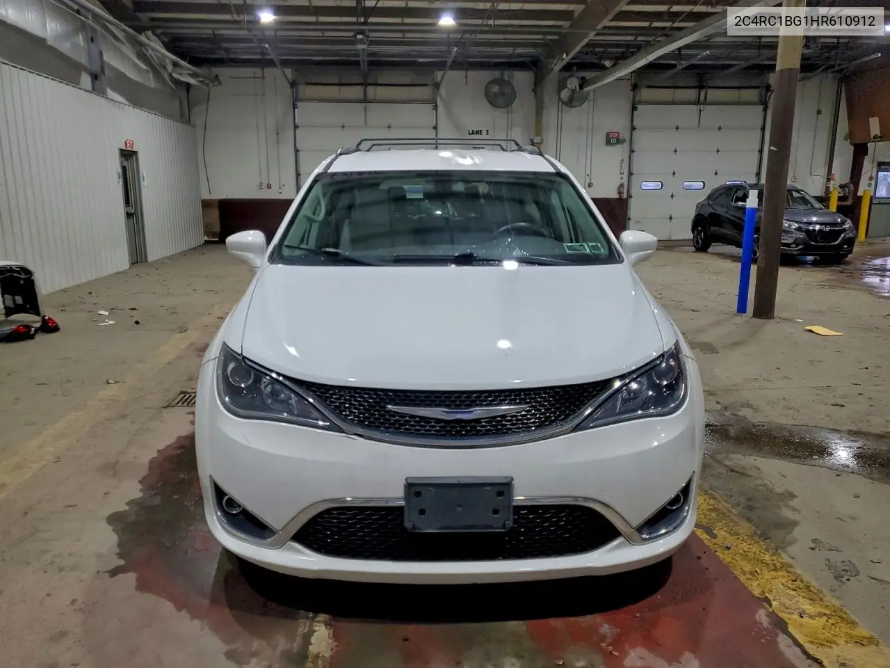 2C4RC1BG1HR610912 2017 Chrysler Pacifica Touring L