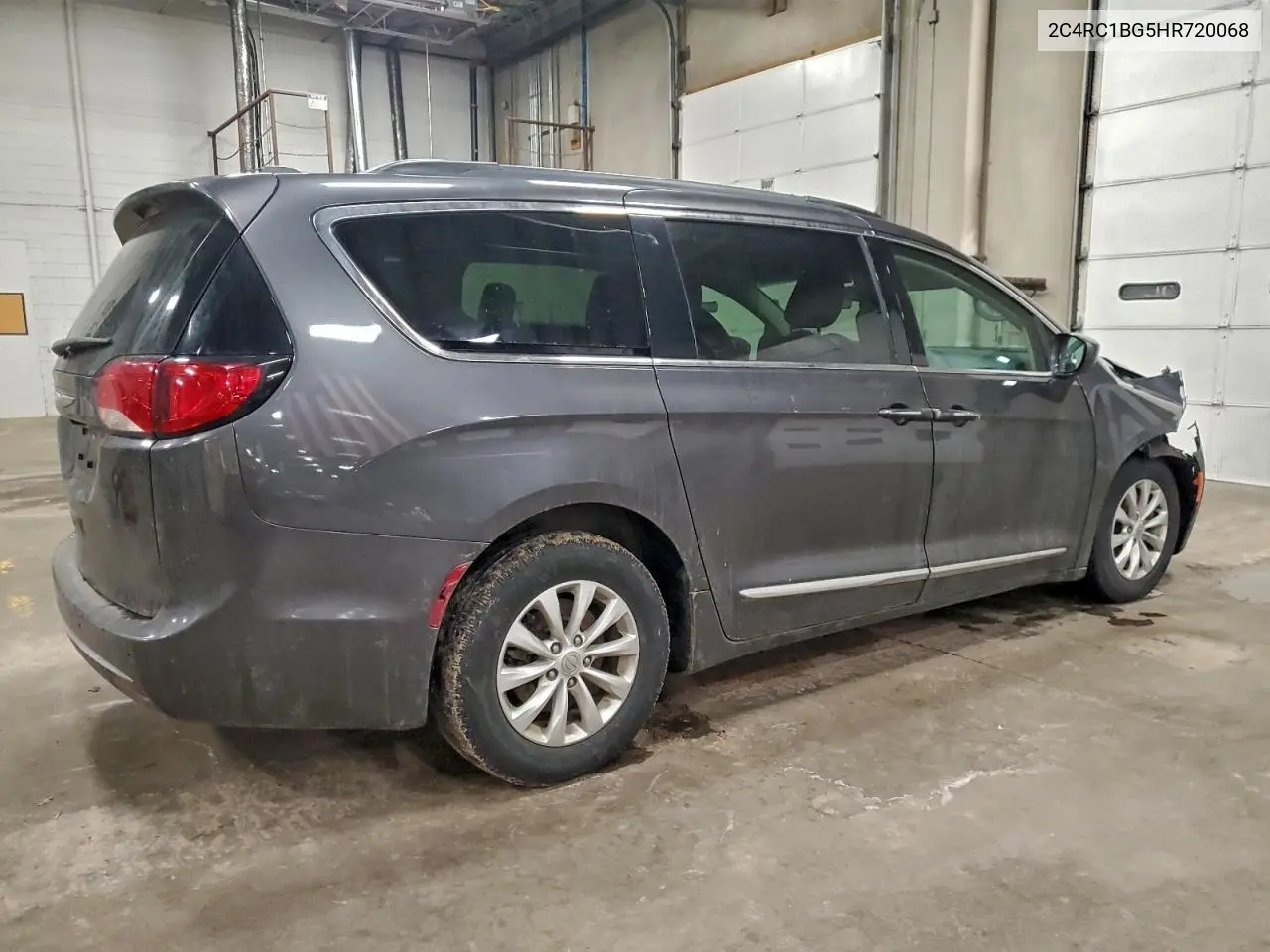 2C4RC1BG5HR720068 2017 Chrysler Pacifica Touring L