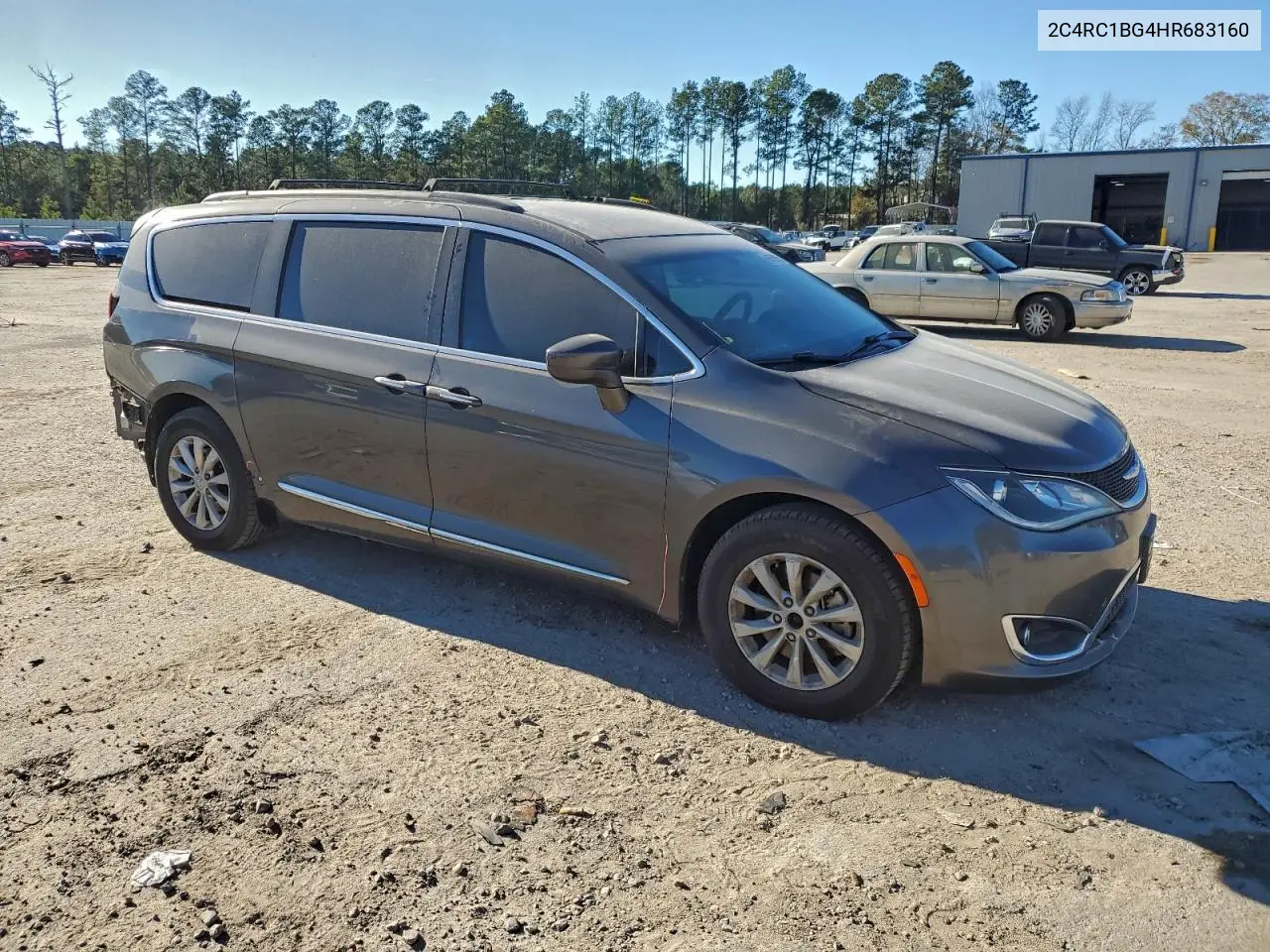 2C4RC1BG4HR683160 2017 Chrysler Pacifica Touring L