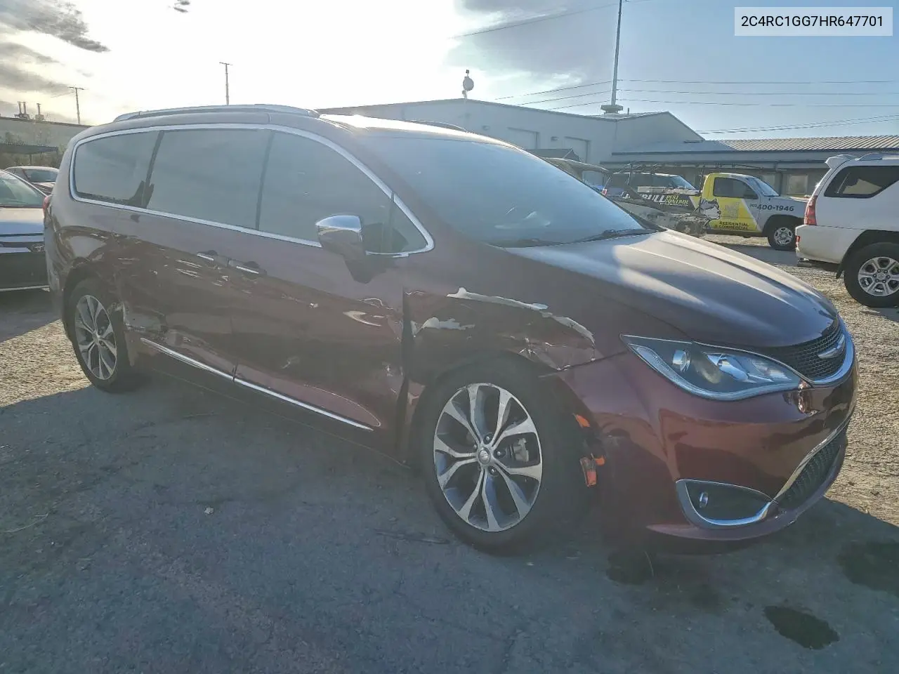 2C4RC1GG7HR647701 2017 Chrysler Pacifica Limited
