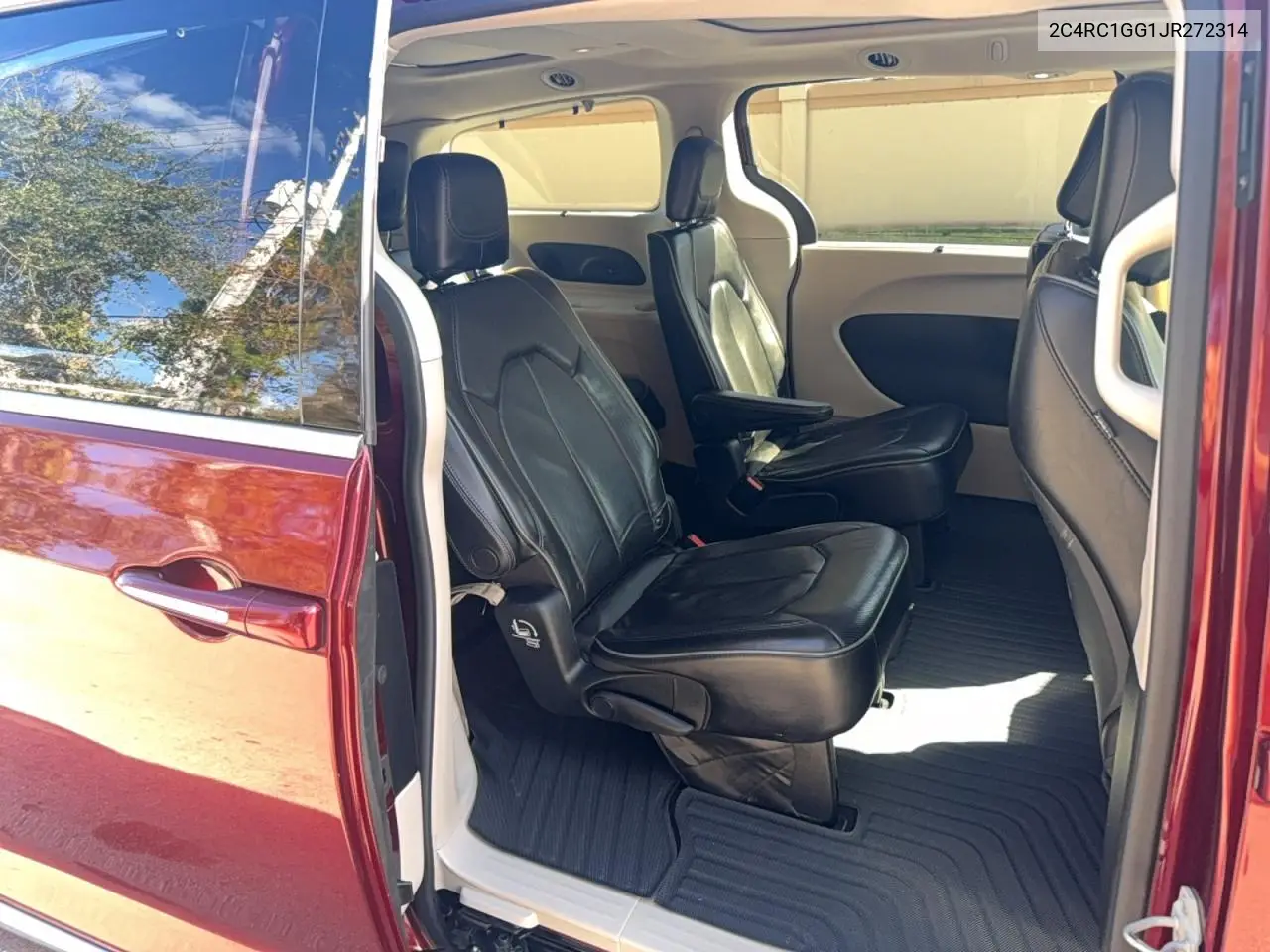 2C4RC1GG1JR272314 2018 Chrysler Pacifica Limited