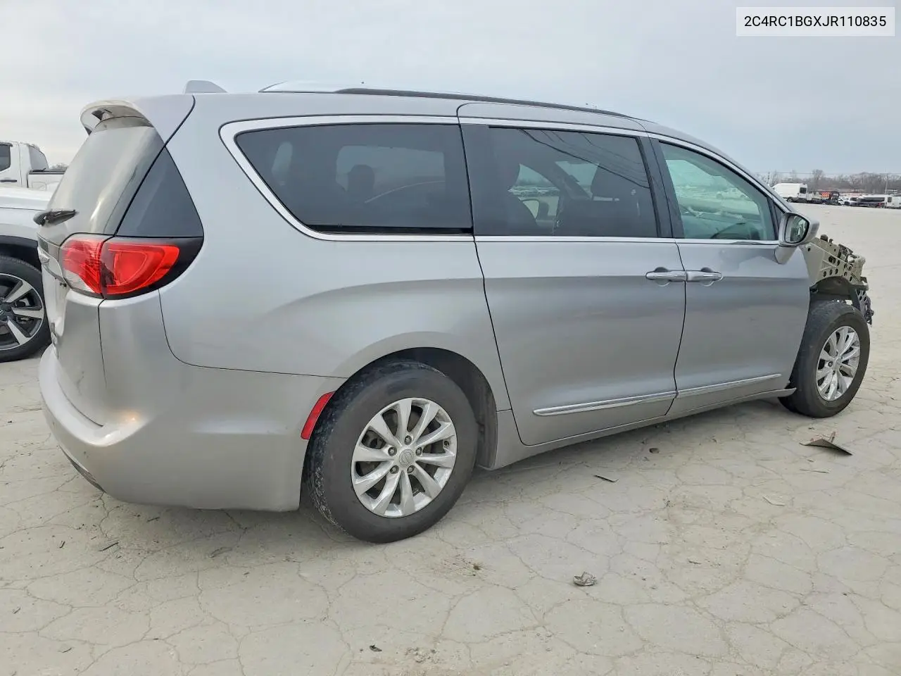 2C4RC1BGXJR110835 2018 Chrysler Pacifica Touring L