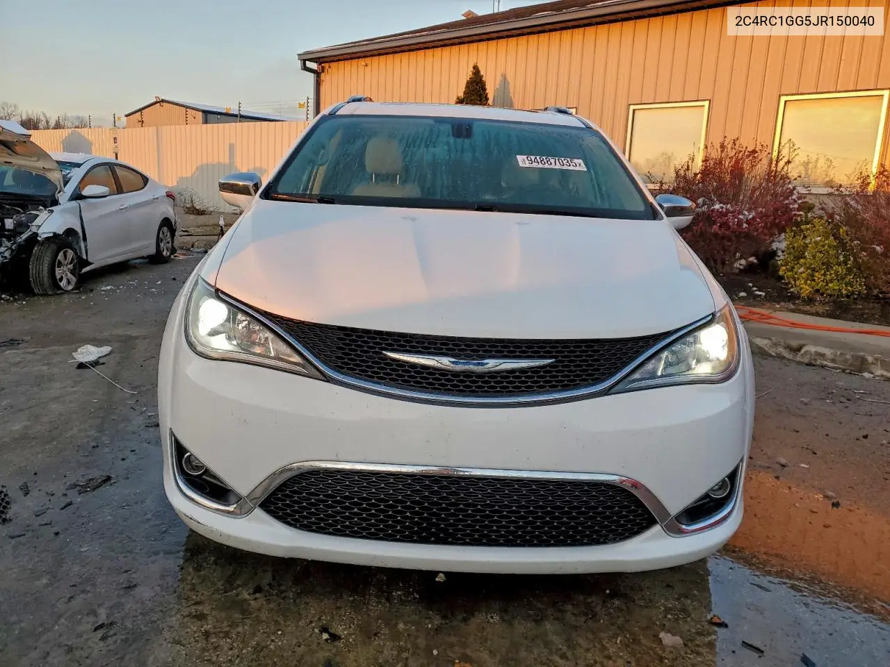 2C4RC1GG5JR150040 2018 Chrysler Pacifica Limited