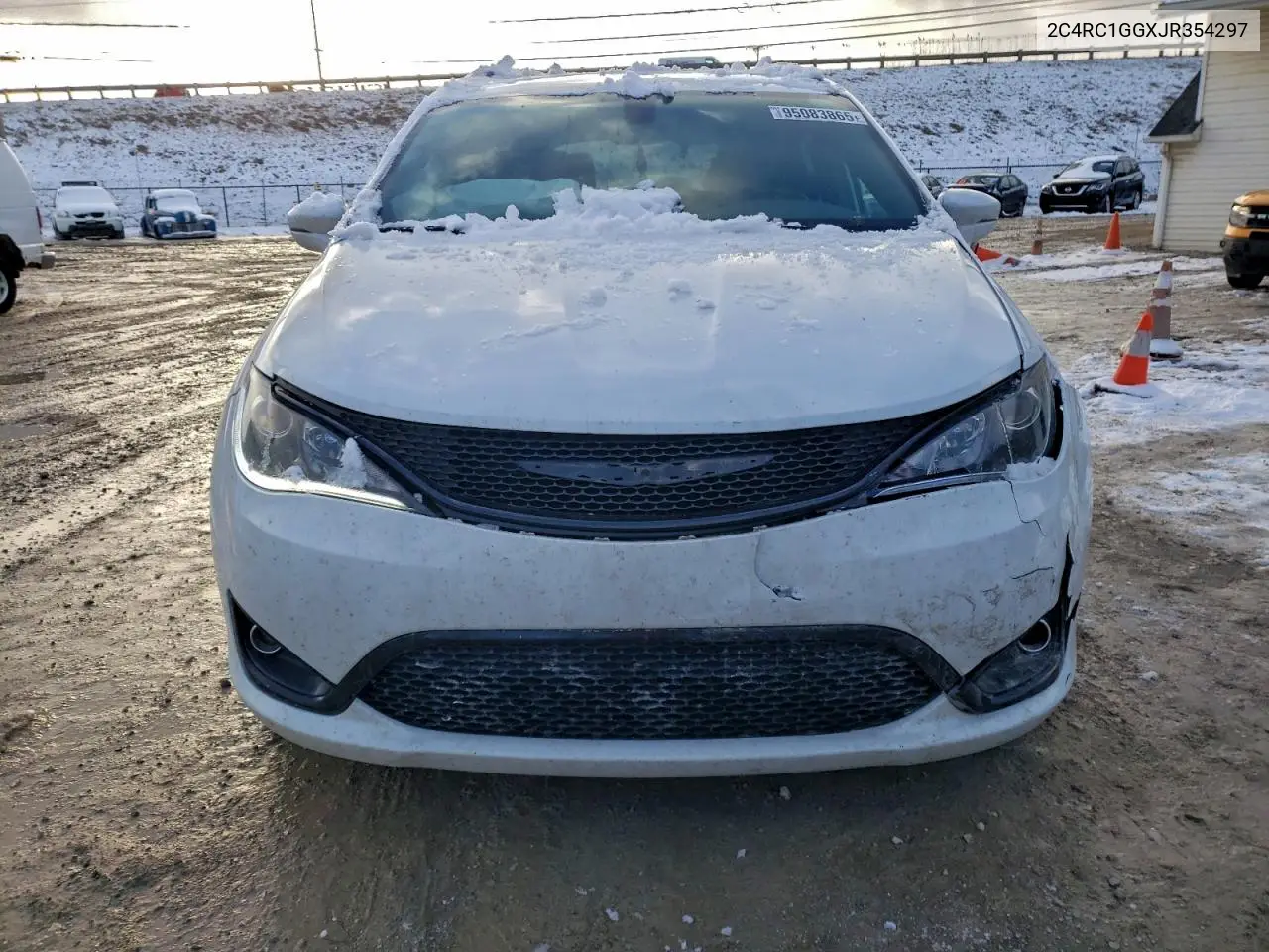 2C4RC1GGXJR354297 2018 Chrysler Pacifica Limited