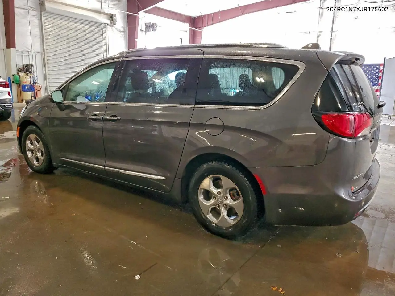 2C4RC1N7XJR175602 2018 Chrysler Pacifica Hybrid Limited