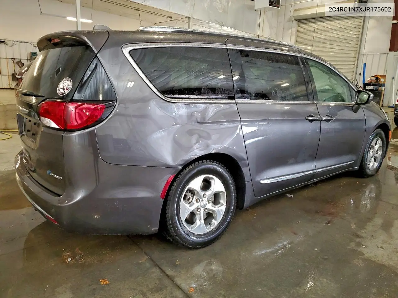 2C4RC1N7XJR175602 2018 Chrysler Pacifica Hybrid Limited
